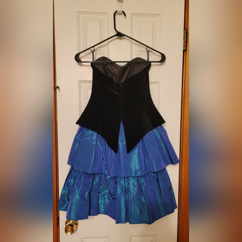 Ladivine CDS550 Fit and Flare Strapless Matching Chocker Evening Gown